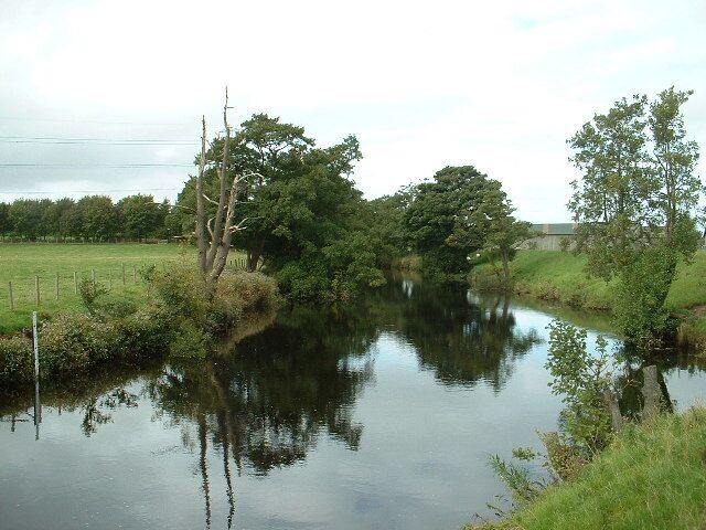 River Wyre, near Scorton. Looking north, taken from the start of the Millennium Walk between Scorton and Gubberford Bridge.