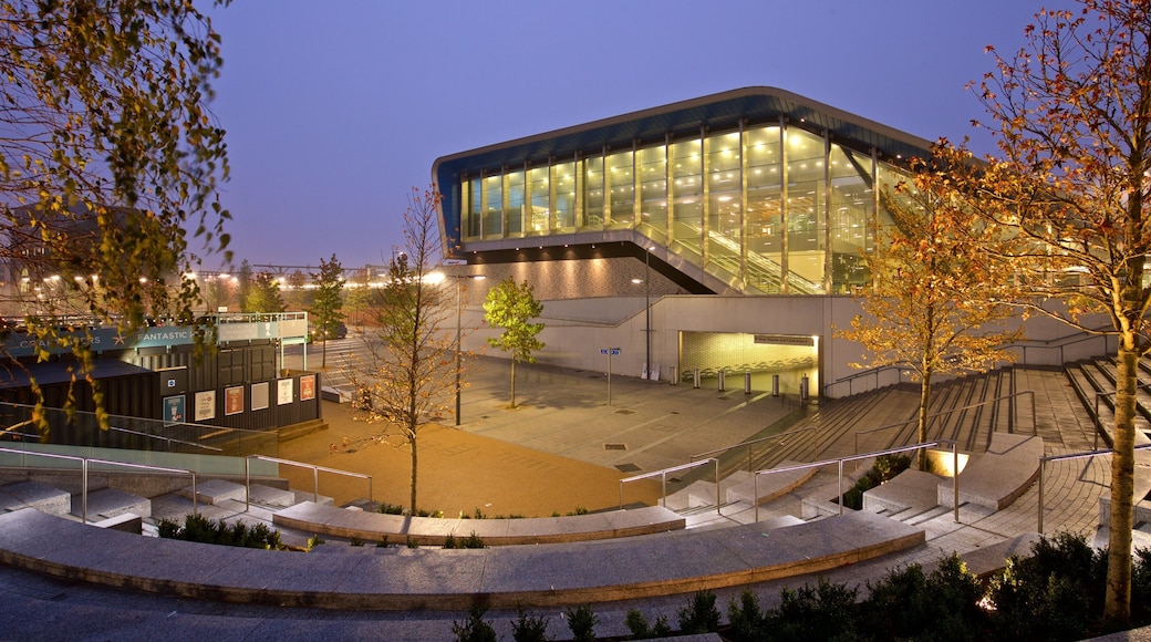 Reading som inkluderer nattbilder