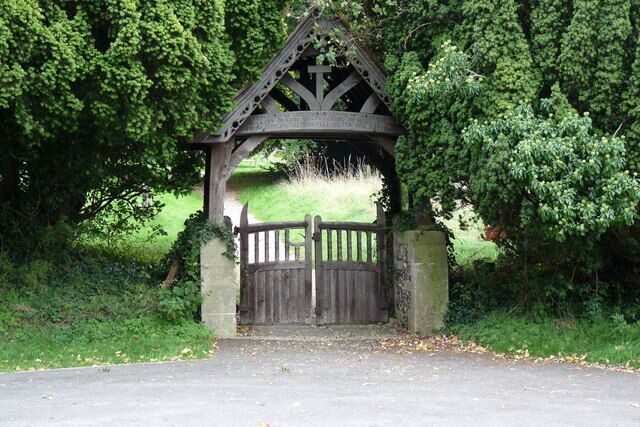 Aldermaston Church Gate (War Memorial)