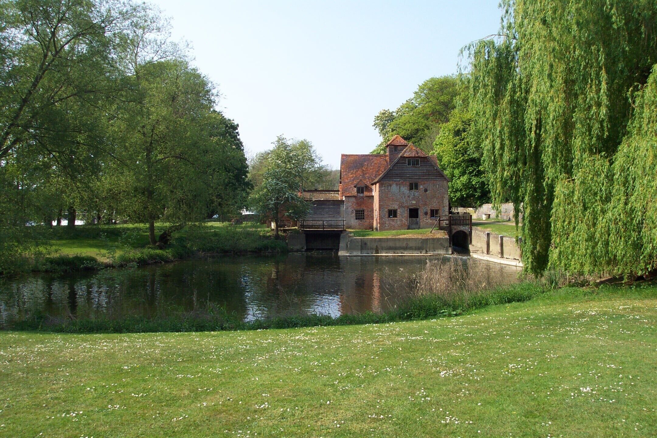 Mapledurham Watermill, Mapledurham, Oxfordshire, England. For more information, see Mapledurham Watermill.