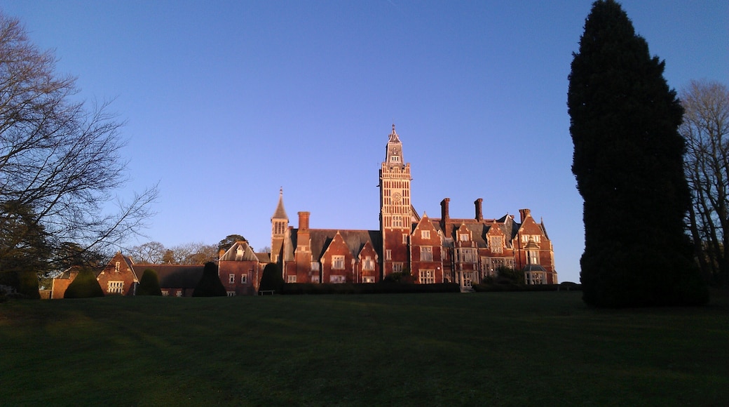 Aldermaston Manor