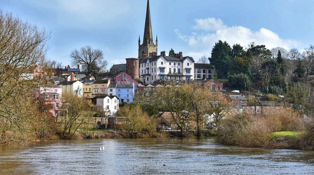Ross on Wye is a pretty town on the borders of England and South Wales. Took this photo today during a nice stroll along the river Wye on a pleasant spring afternoon. #spring #trover #rossonwye #River #Church #roadtrip #bvSSpring #parks