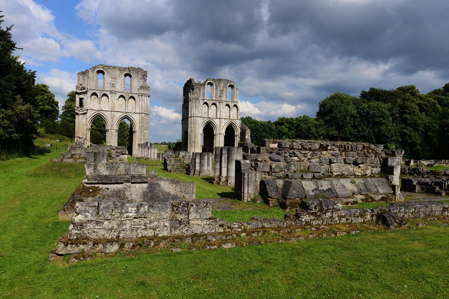 Roche Abbey Cistercian monastery, including monastic precinct, gatehouse and 18th century landscape garden Wikidata has entry Q17664871 with data related to this monument.