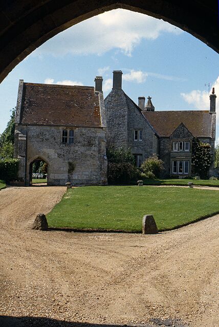 Place Farm - Tisbury The former C15 grange of the Abbess of Shaftesbury. Grade I Listed.