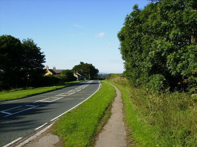 The A170 road near Betton Farm.