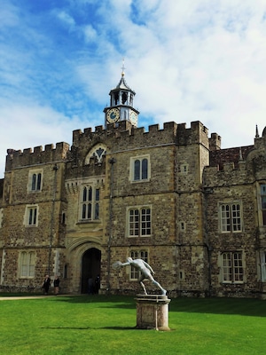 This is a photo of listed building number