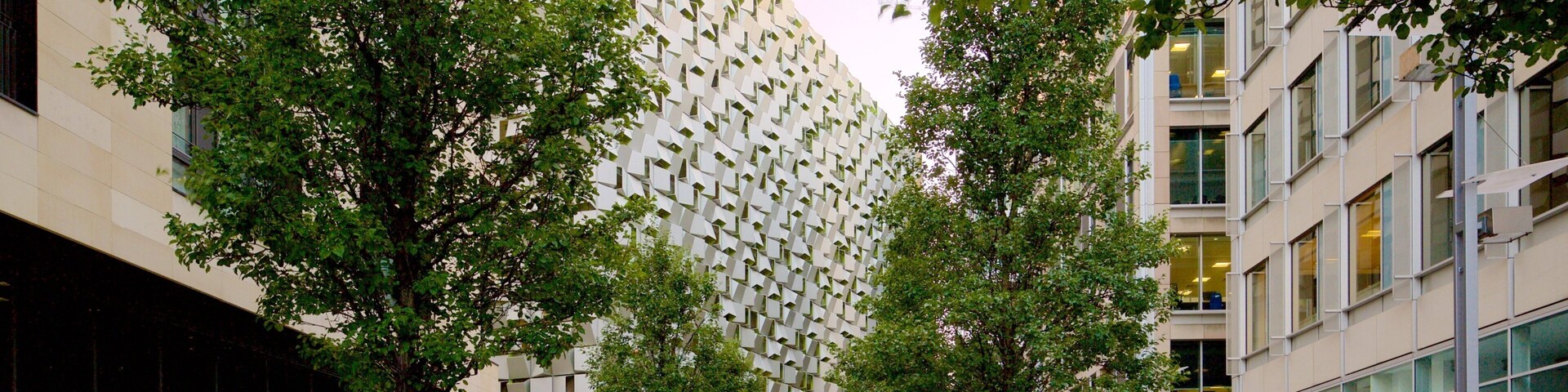 Sheffield mostrando una plaza