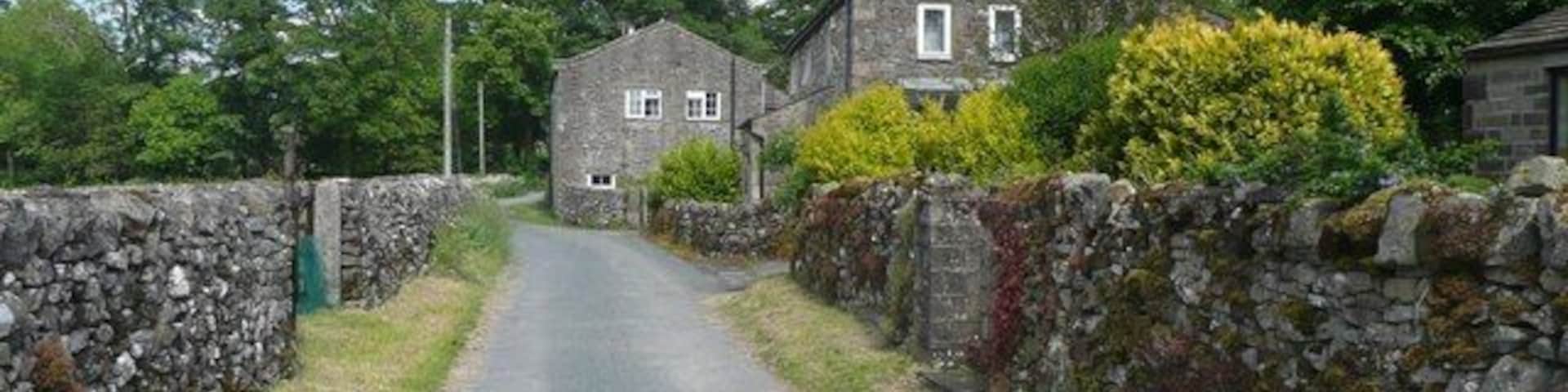Back Lane, Cracoe Looking towards Fell Lane