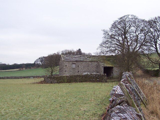 New Laithe. Laithe set beside pleasant green lane, north west of Cracoe