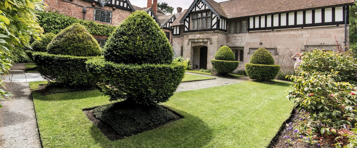 Baddesley Clinton medieval moated manor house Warwickshire National Trust