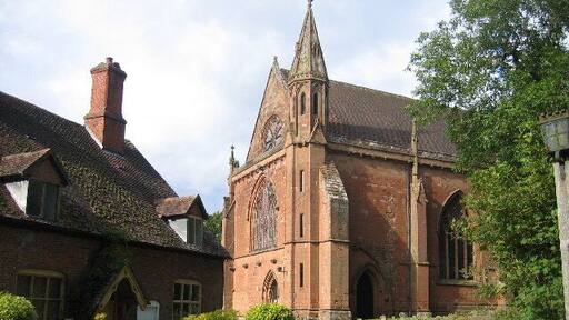 The Parish Church of St Mary the Virgin, Temple Balsall. This church lies within the foundation of Lady Katherine Leveson and has an history going back to the Knights Templar. On the left is the Old Hall of the Knights Templar. For more details of the history of this interesting area see: http://www.cv81pl.freeserve.co.uk/balsall.htm