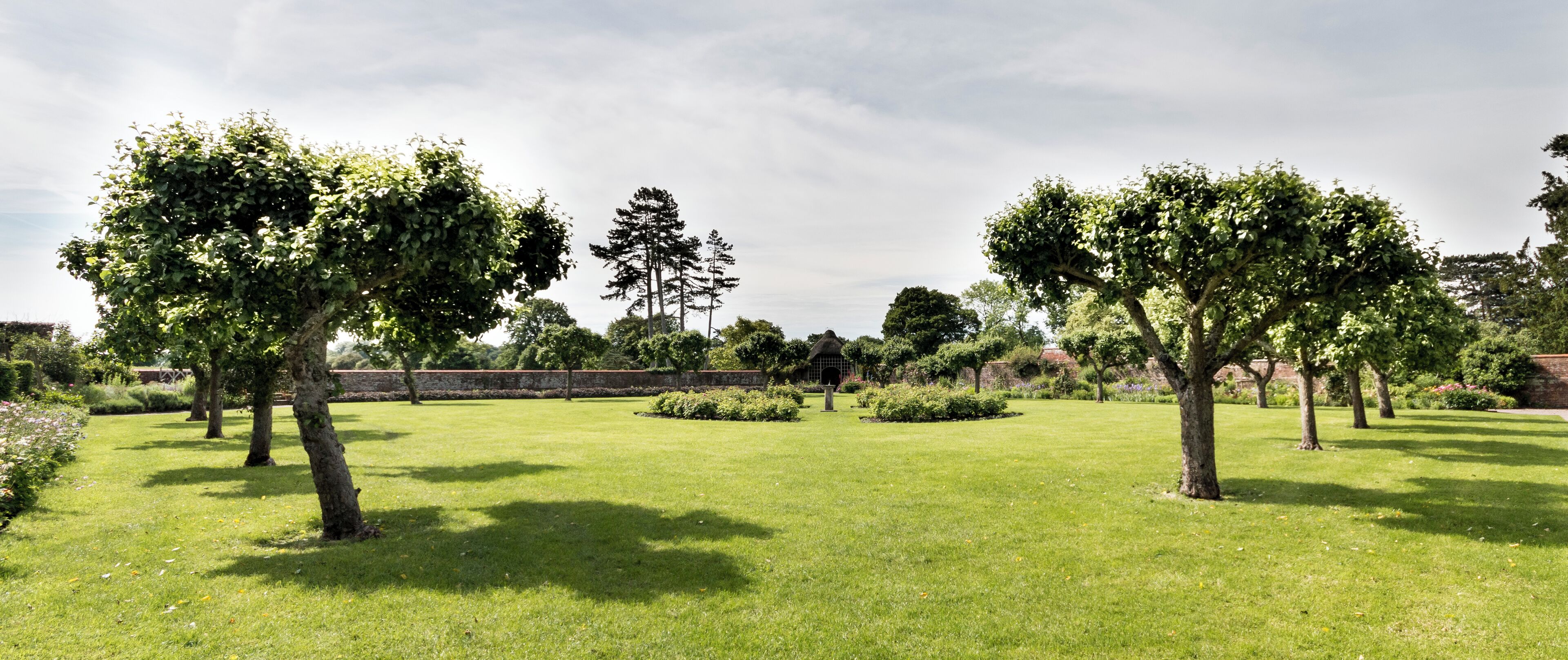 Baddesley Clinton medieval moated manor house Warwickshire National Trust