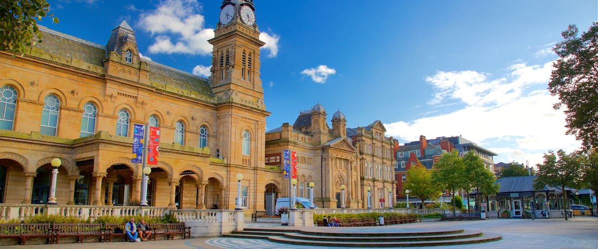 Southport which includes heritage architecture