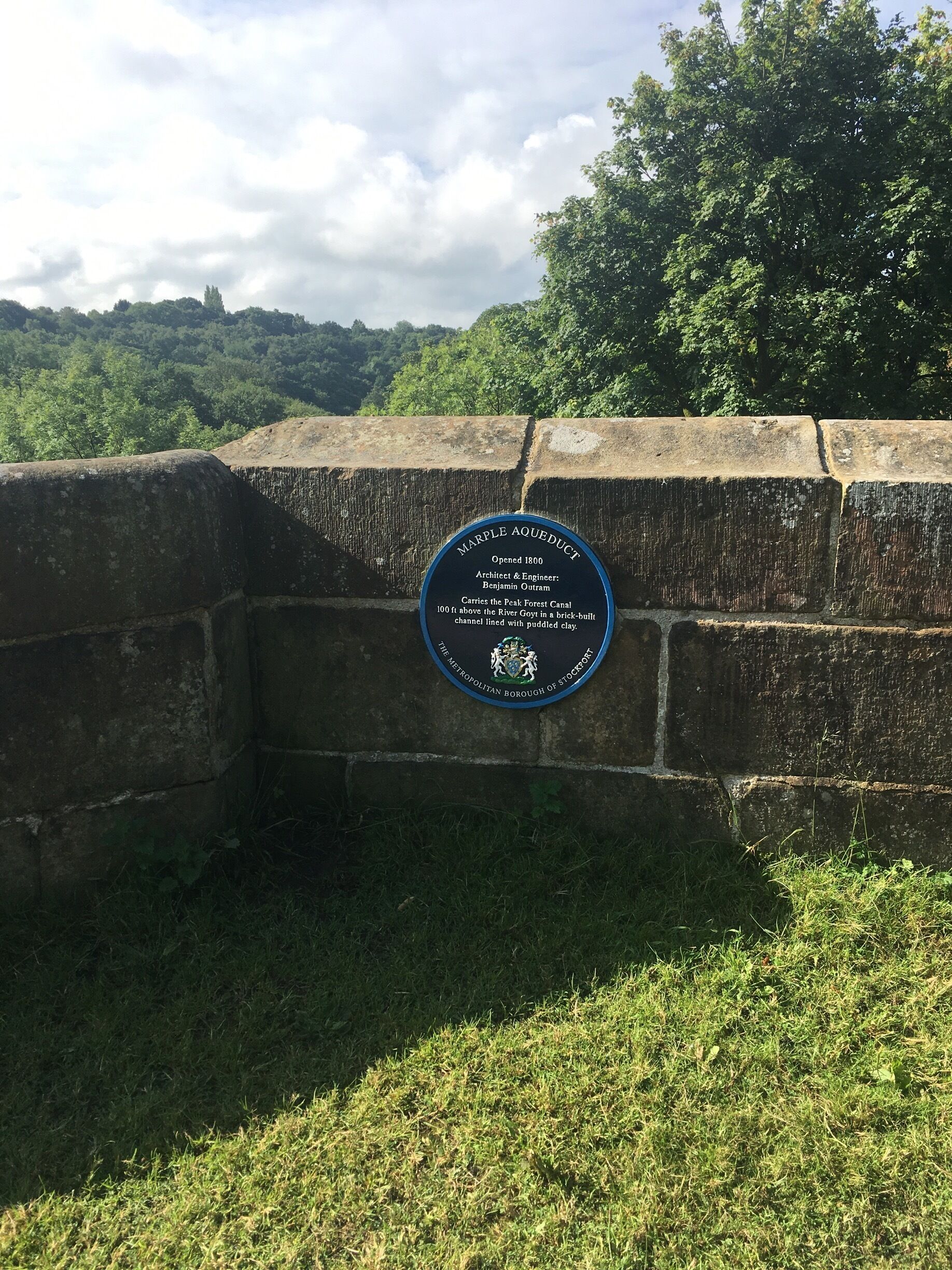 Plaque describing when the Aqueduct was built and by whom.
