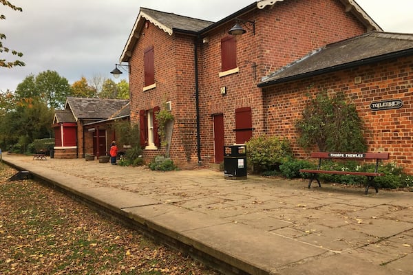 These tea rooms are in the old Station house in Thorpe Thewles. It's on an old disused railway line. Now the Home of a family park, walking and cycling routes and even has an observatory
