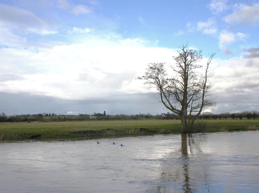 View across the Avon from School Lane Looking NNE across the River Avon from next to the slipway at the end of School Lane.
