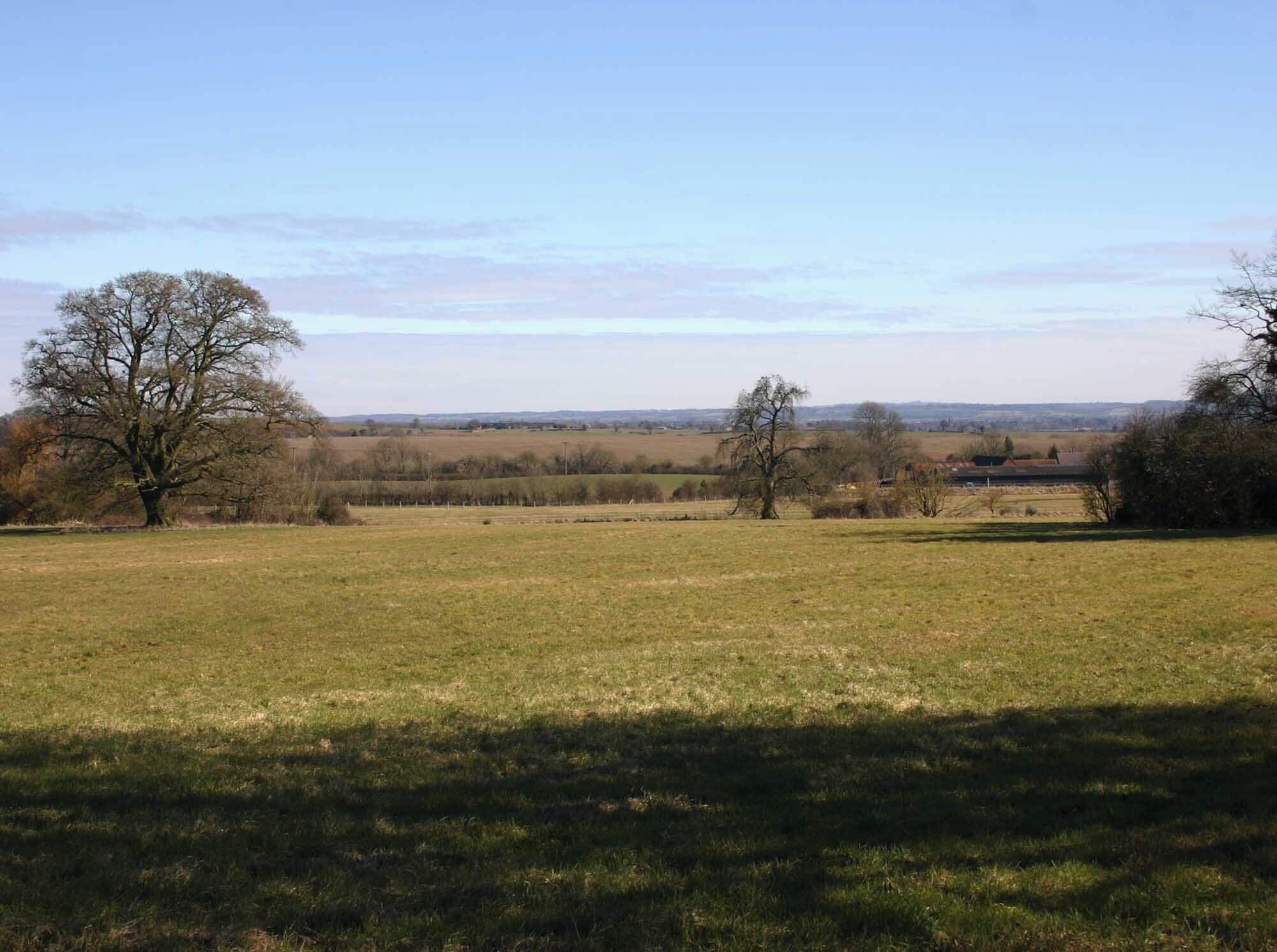 View towards Ingon Grange Farm from Ingon Lane Looking ESE from Ignon Lane across the fields towards Ingon Grange Farm.