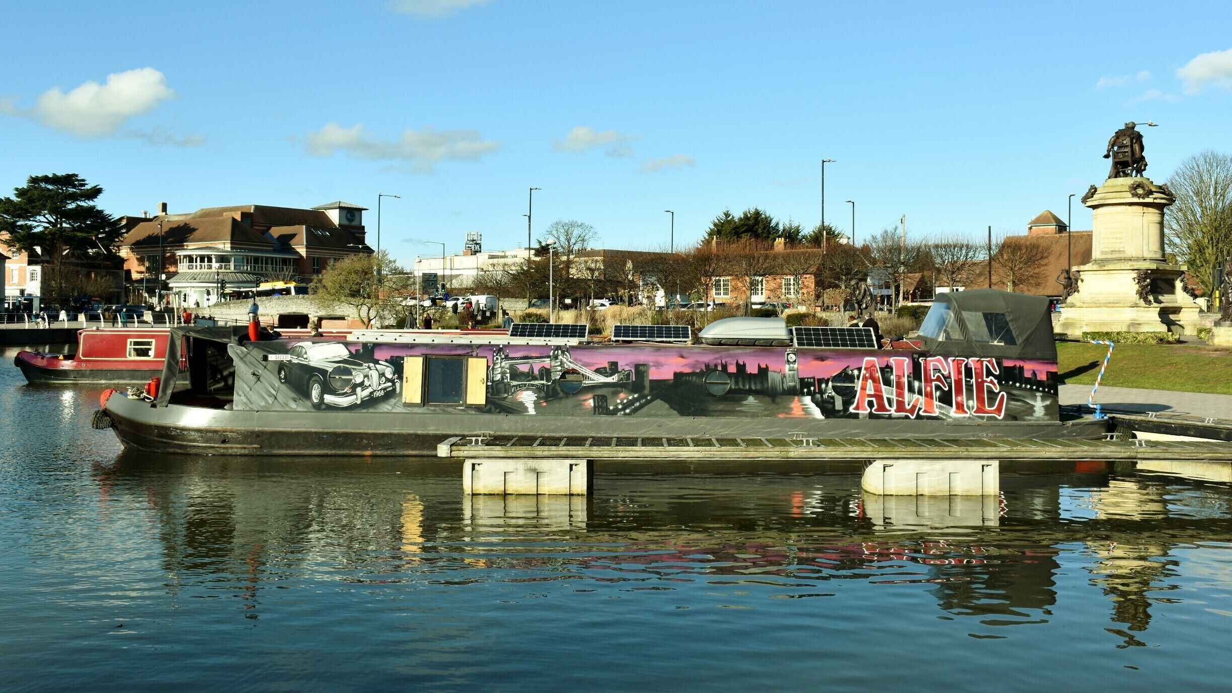 is a market town and civil parish in Warwickshire, England, on the River Avon, 101 miles (163 km) north west of London, 22 miles (35 km) south east of Birmingham, and 8 miles (13 km) south west of Warwick
Stratford was originally inhabited by Anglo-Saxons and remained a village before lord of the manor, John of Coutances, set out plans to develop it into a town in 1196. In that same year, Stratford was granted a charter from King Richard I to hold a weekly market in the town, giving it its status as a market town. As a result, Stratford experienced an increase in trade and commerce as well as urban expansion.