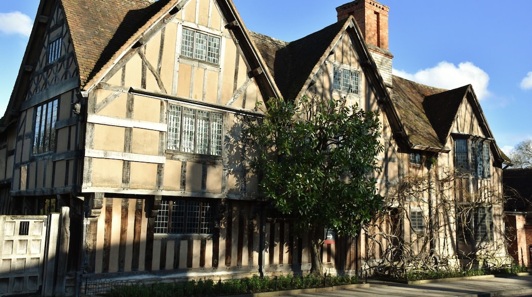 Hall's Croft is a building in Stratford-upon-Avon, Warwickshire, England, which was owned by William Shakespeare's daughter, Susanna Hall, and her husband Dr John Hall whom she married in 1607.
The building is listed grade I,and now contains a collection of 16th- and 17th-century paintings and furniture. There is also an exhibition about Doctor John Hall and the obscure medical practices of the period. The property includes a dramatic walled garden which contains a variety of plant life that John Hall may have used in his treatments. John and Susanna Hall later moved to New Place, which William Shakespeare left to his daughter after his death.