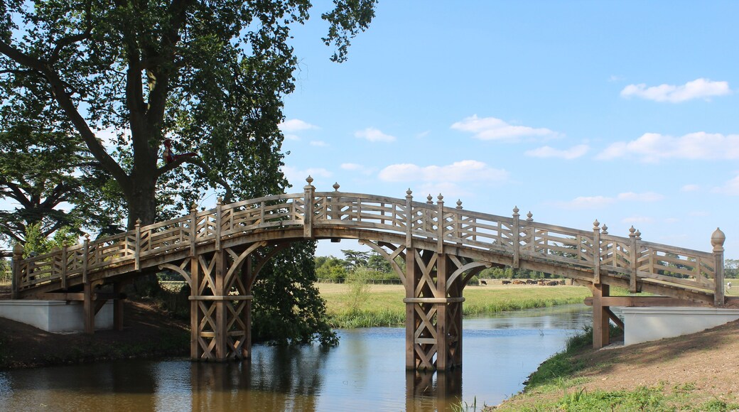 The Chinese Bridge at Croome Court replaces the original bridge that was built in the 1740s by William Halfpenny for the 5th Earl of Coventry.