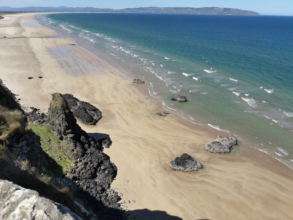 Benone Strand - Blick vom Mussenden Temple, National Trust Downhill Demesne & Hezlett House

Benone Strand - view from Mussenden Temple, National Trust Downhill Demesne & Hezlett House
#beachtips