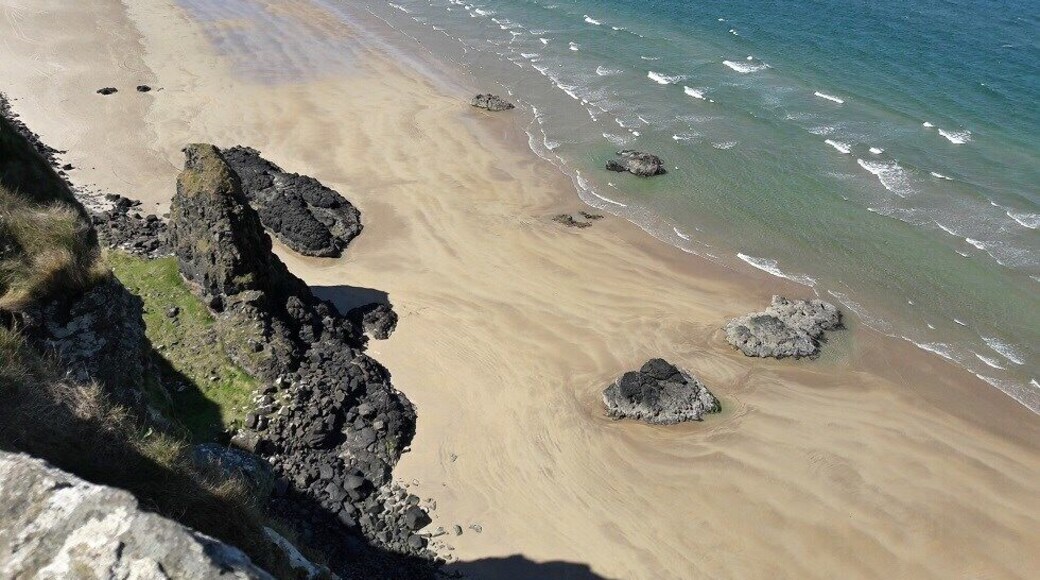 Benone Strand - Blick vom Mussenden Temple, National Trust Downhill Demesne & Hezlett House
Benone Strand - view from Mussenden Temple, National Trust Downhill Demesne & Hezlett House
#beachtips