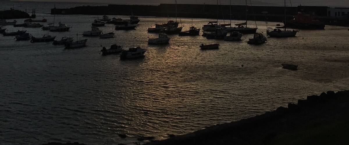 Called into Portrush for a meal & caught this on my iPhone. Lovely view and great food at the Neptune & Prawn!