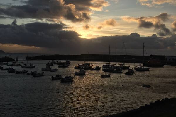 Called into Portrush for a meal & caught this on my iPhone. Lovely view and great food at the Neptune & Prawn!