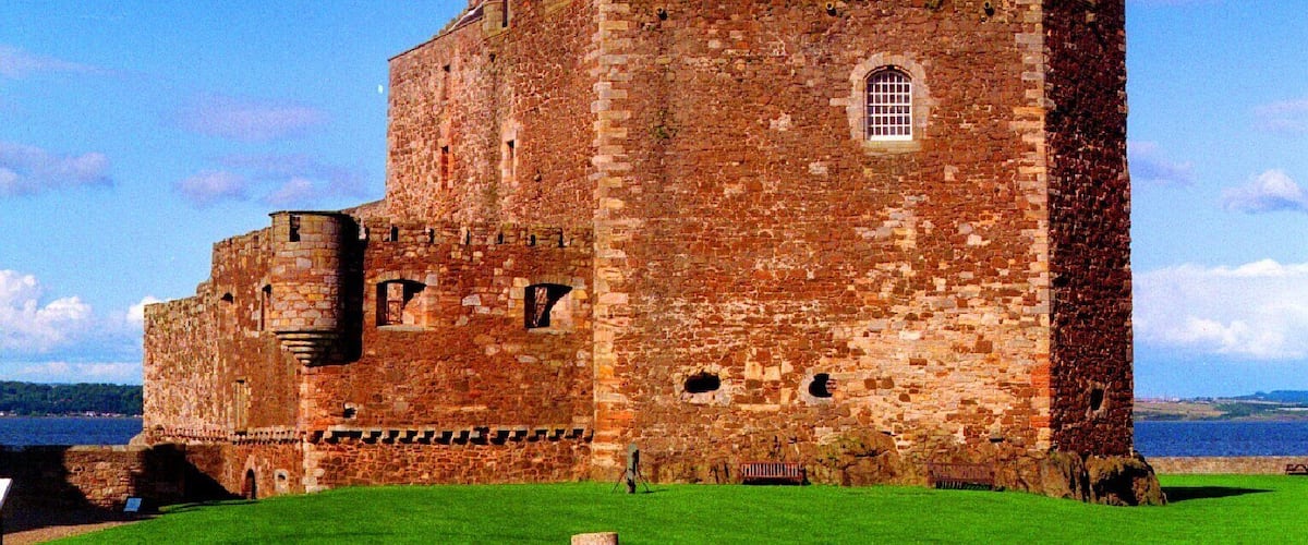 This is a photo of listed building number
