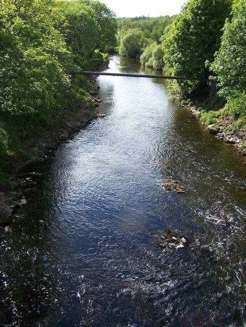 Allan Water. Looking west from the bridge north of Kinbuck. The water looked very inviting on a day so perfect for "squaring".