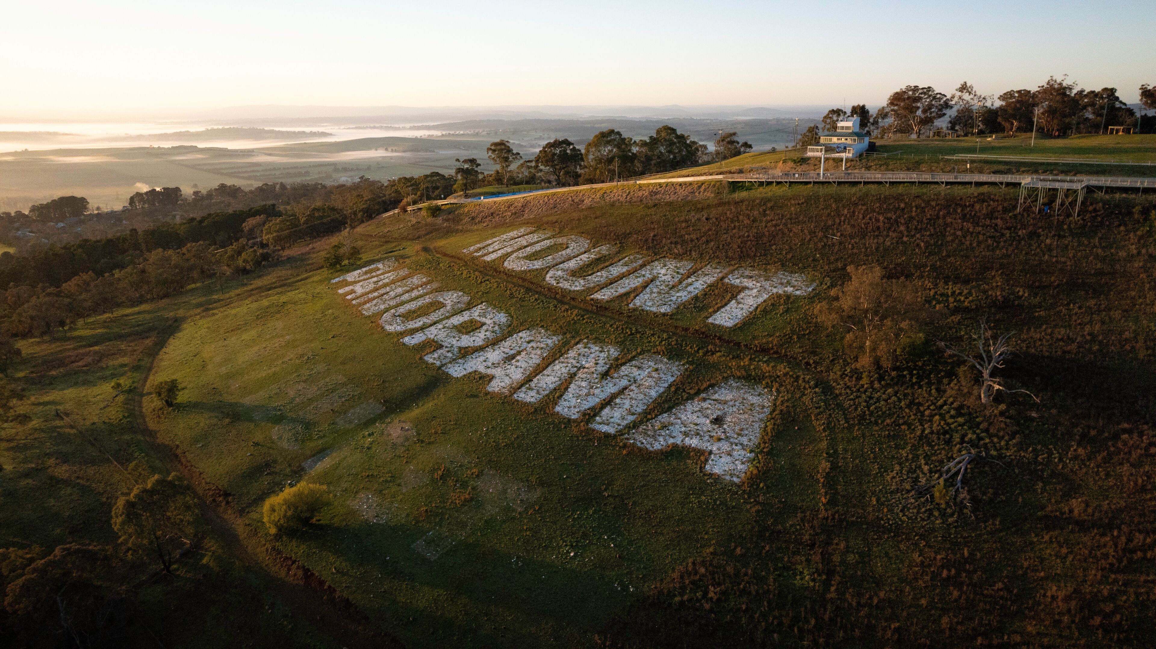 A hill with 'HOUNT ANDAMANA' written on it.