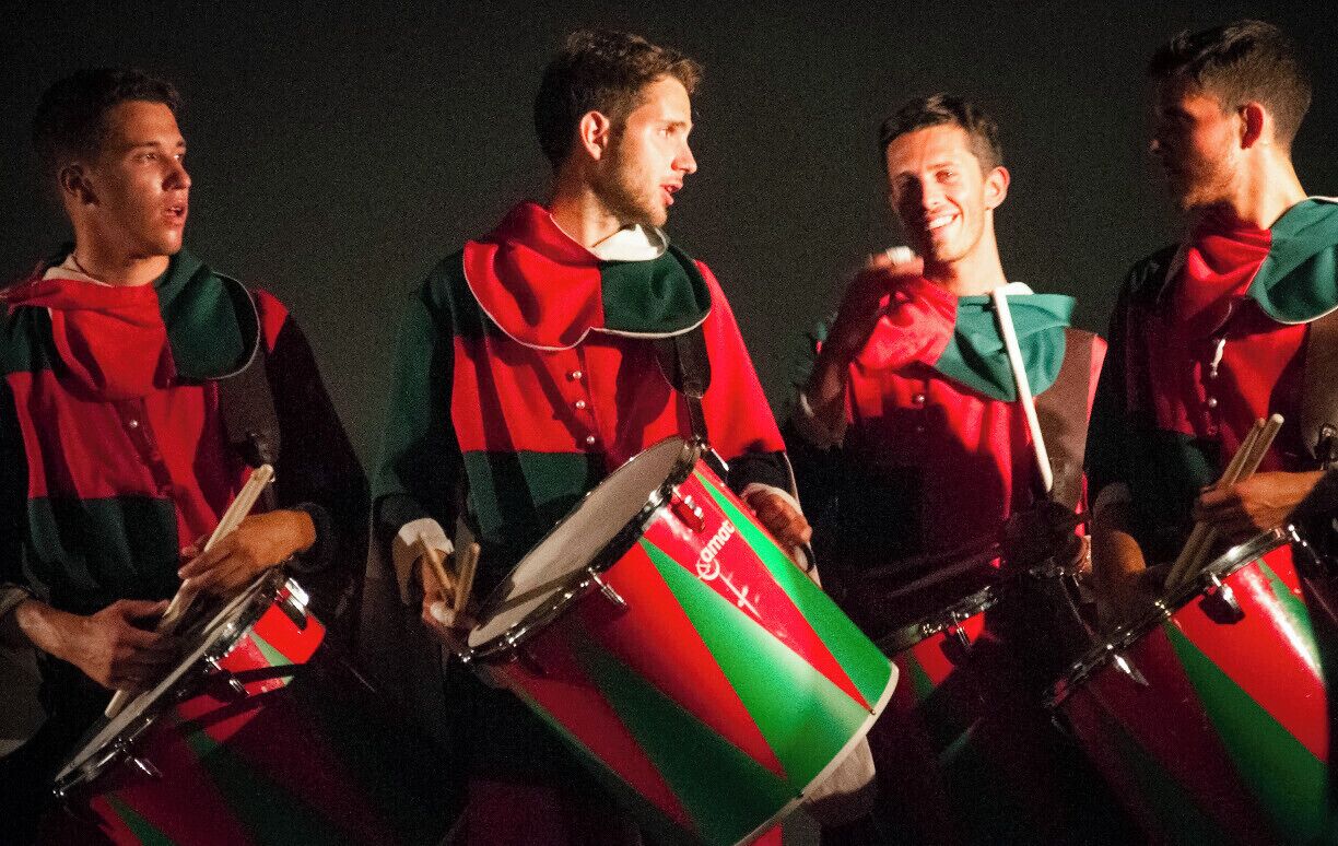 The Medieval Festival of Monteriggioni. Here we are in the 24th year of what has become one of the most popular events on the Tuscan scene, which this year will allow you to savour the atmosphere of the  “Delle Armi e degli Amori”. Info at: http://www.monteriggionimedievale.com/en/