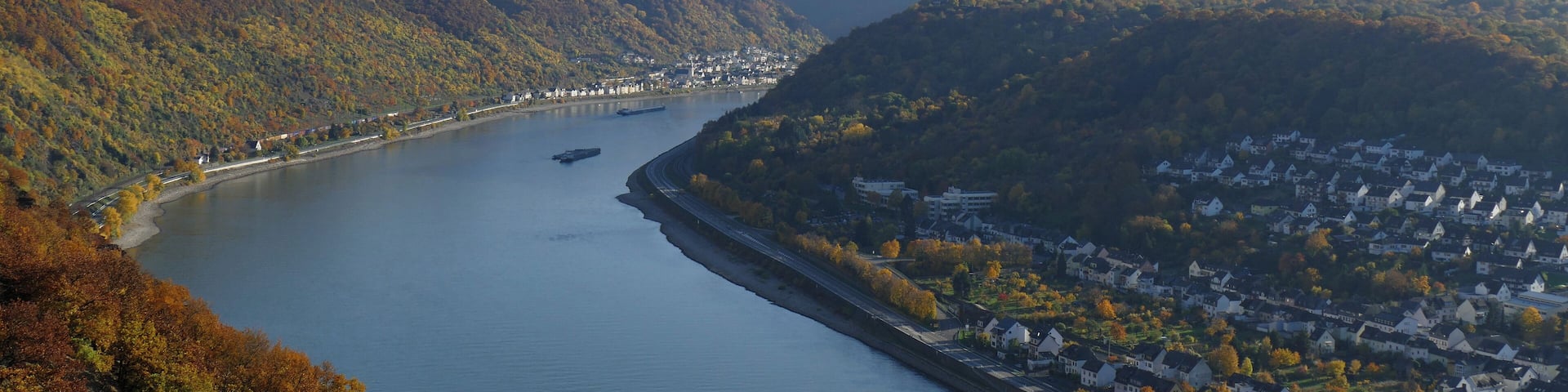 Bad Salzig und Kestert, von Burg Liebenstein aus gesehen