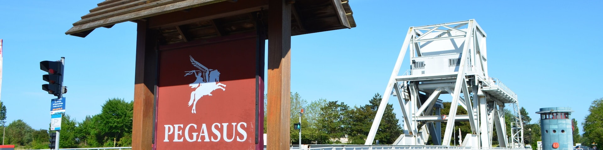 Le pont " Pegasus Bridge" à Bénouville. (Calvados - Normandie - France)