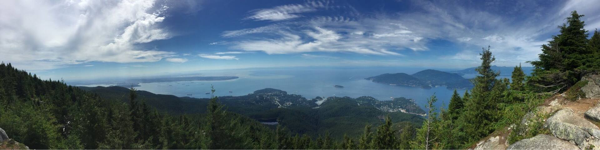 #Takeahike up to Eagle Bluffs for an amazing view of the Sunshine Coast, Bowen Island, the Straight of Greorgia, and the City of Vancouver.