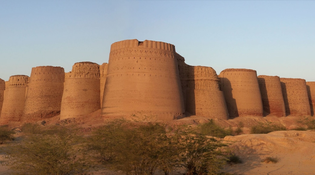 derawar fort in rohi desert cholistan , Bahawalpur Punjab , Pakistan