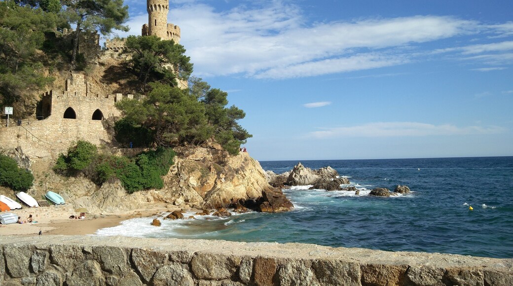 The view it offers is unbeatable. Covers the entire coastline view and very photogenic. ;) #LifeAtExpedia #beaches