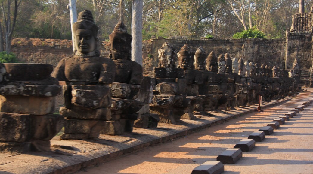 Angkor Wat - Phmon Penh, Cambodia
Two days wasn't enough to see the Angkor Wat, To be me Angkor Wat is romantic beautiful with ancient history of culture, tradition and life. #red #cambodia #travel #architecture #hiking #nationalpark #ruins #temples #lifeatExpedia #culture #arts
