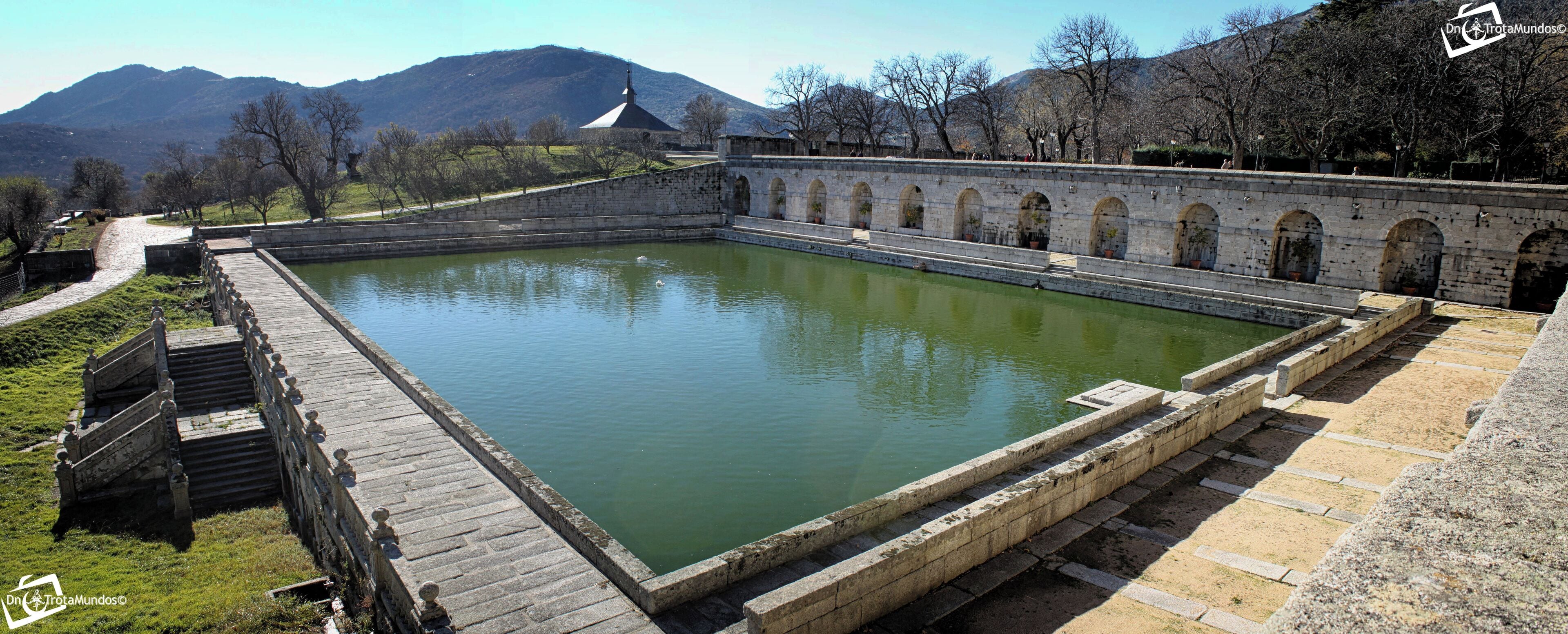 El estanque de El Escorial