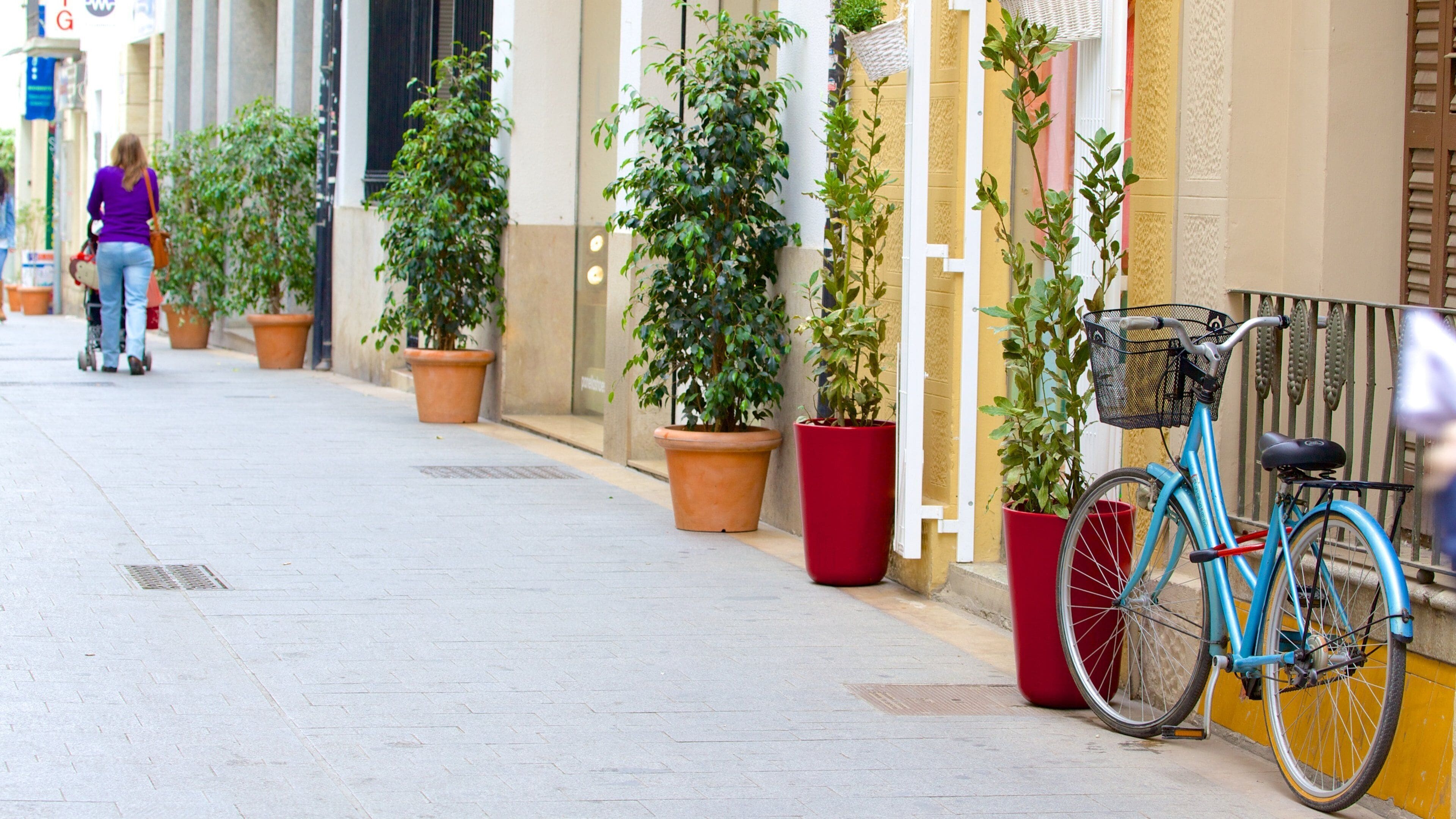Sitges featuring street scenes