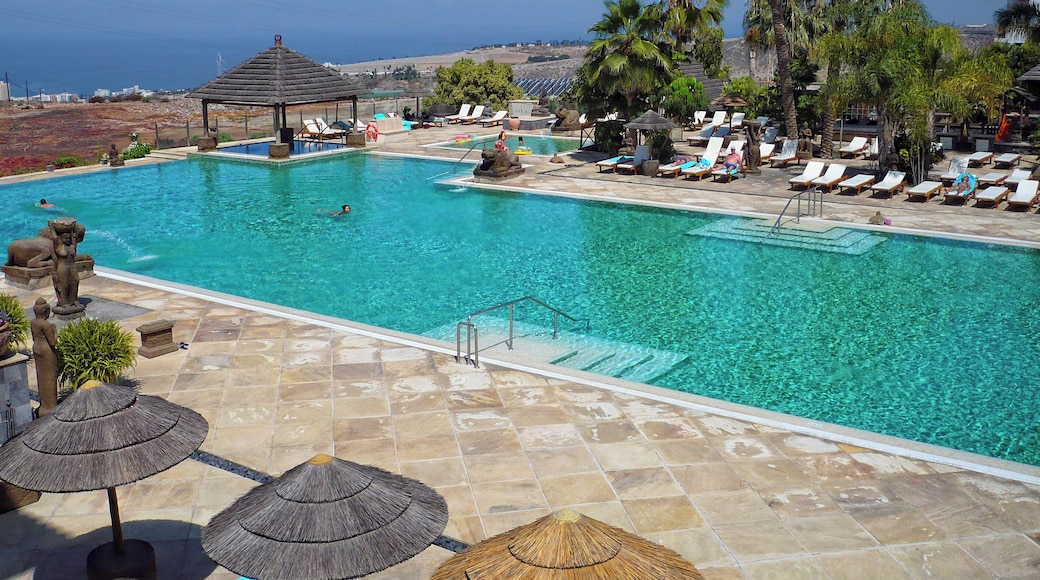 Regency Country Club