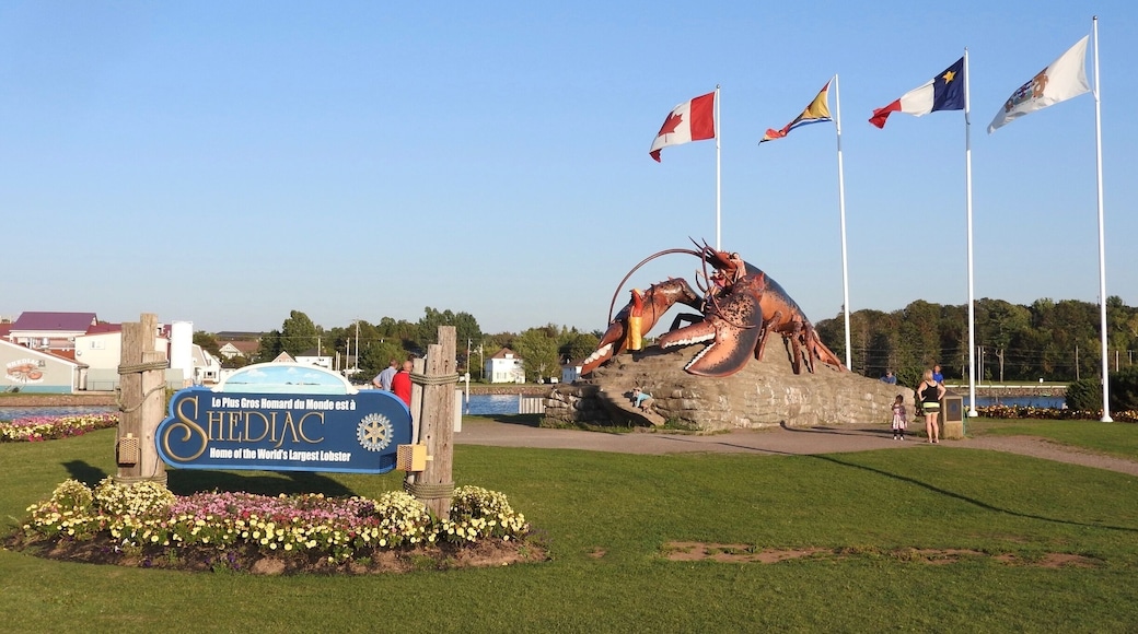 The world's largest lobster.
#OnTheRoad