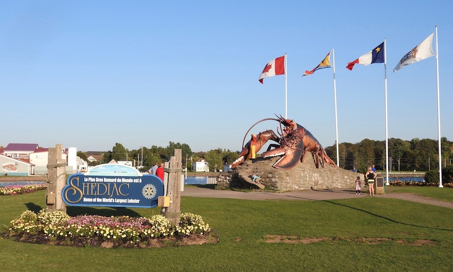 The world's largest lobster.
#OnTheRoad