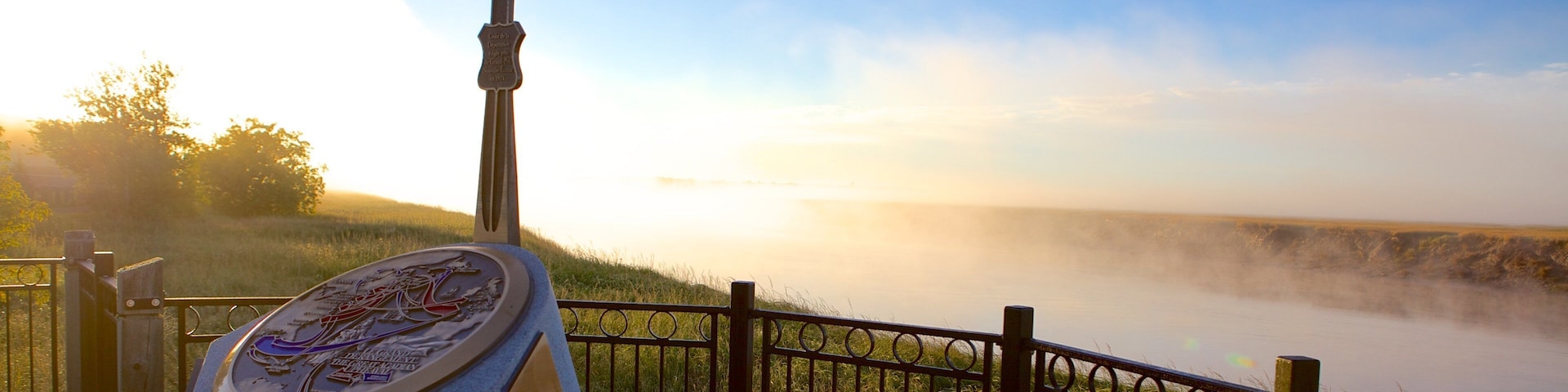 Dieppe caracterizando elementos religiosos e neblina