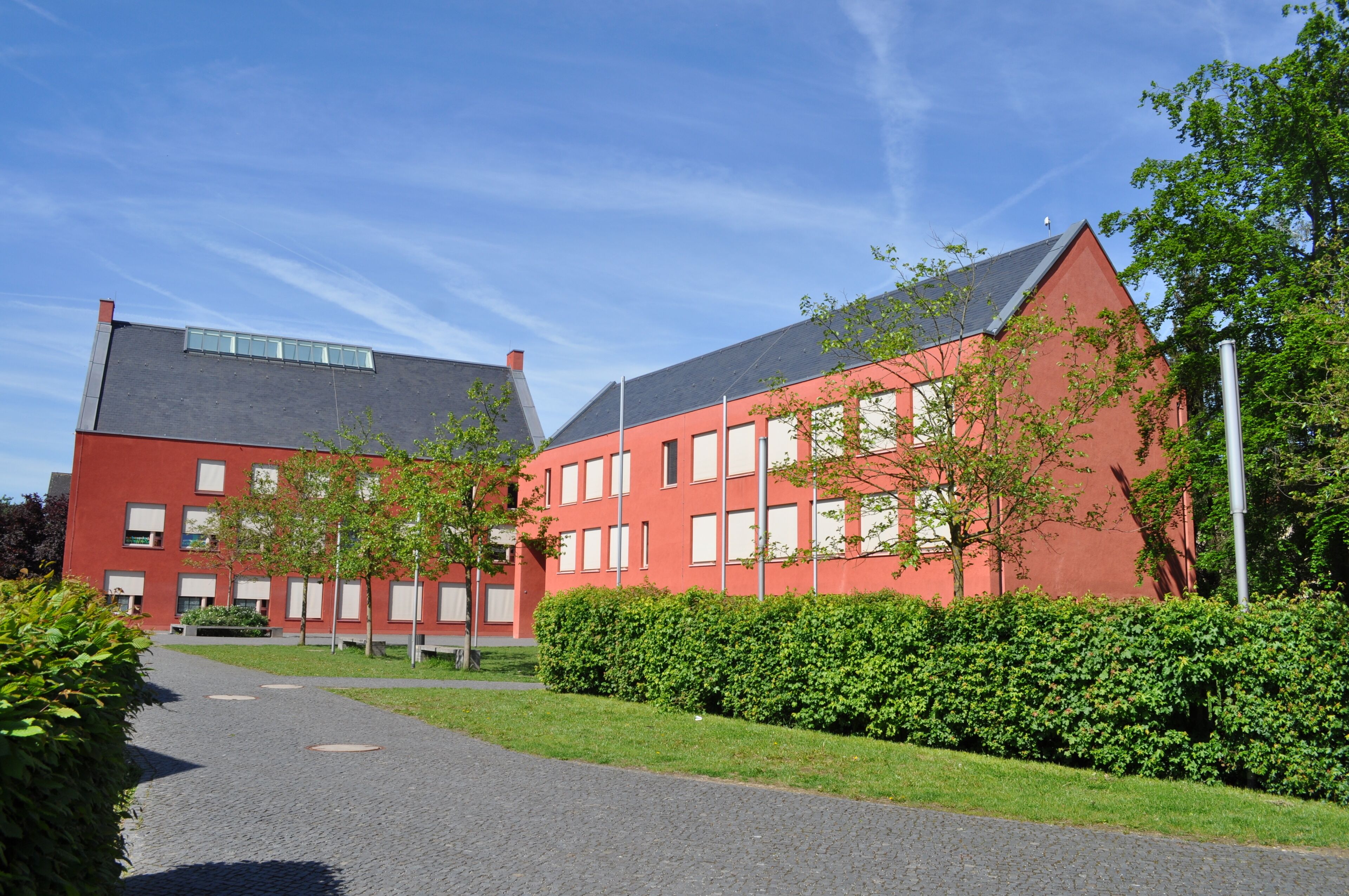 Ober-Eschbach, Grundschule im Eschbachtal