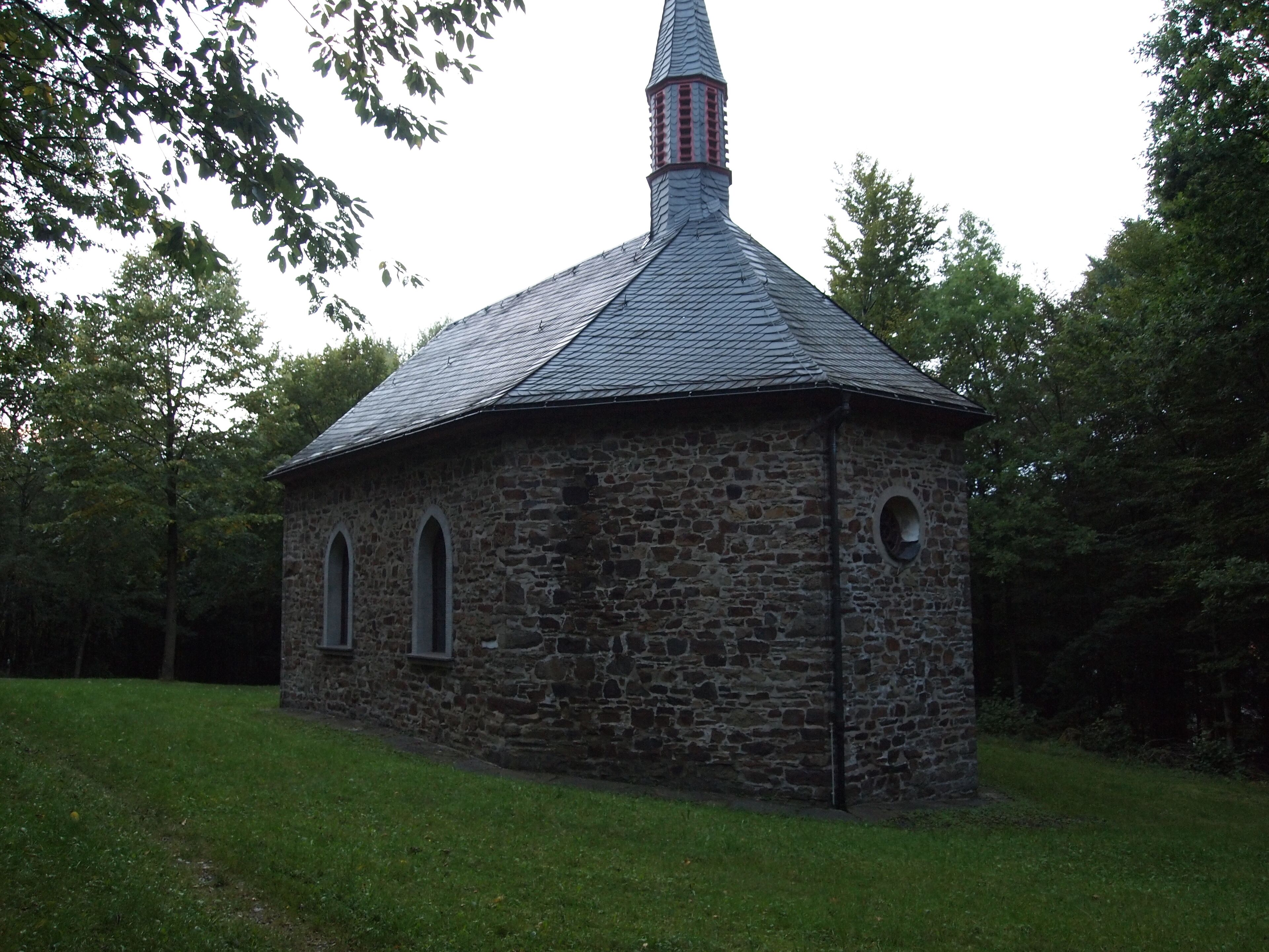 This is a photograph of an architectural monument. It is on the list of cultural monuments of Wenden, no. 3