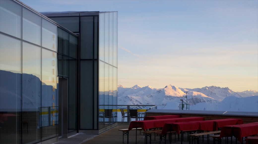 Serfaus which includes outdoor eating, snow and modern architecture