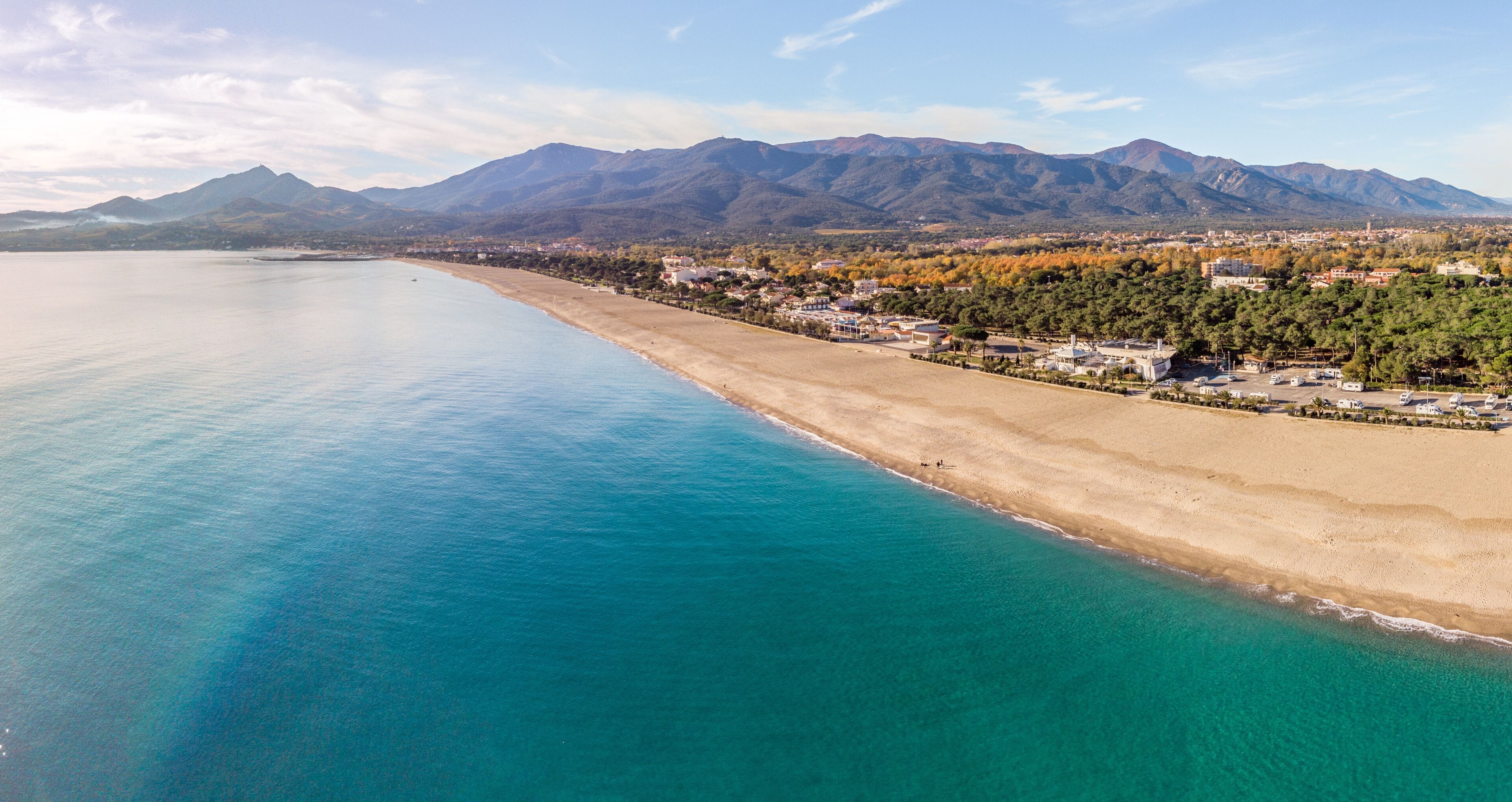 Panorama de la plage des pins à Argelès (66700) France