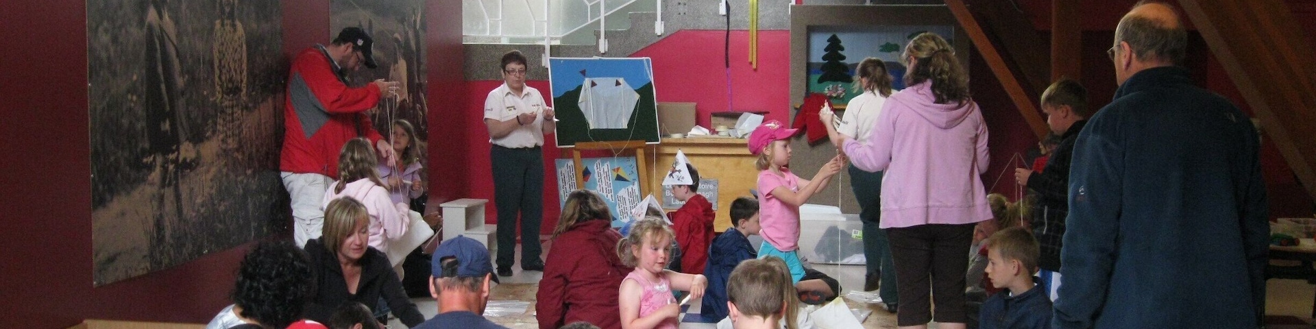 Interactive class for children at the museum.