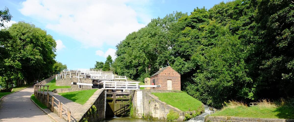 This is a photo of listed building number